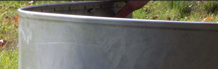 Contour Curved Panel GEO - showing close up of unweathered steel and roll top edge