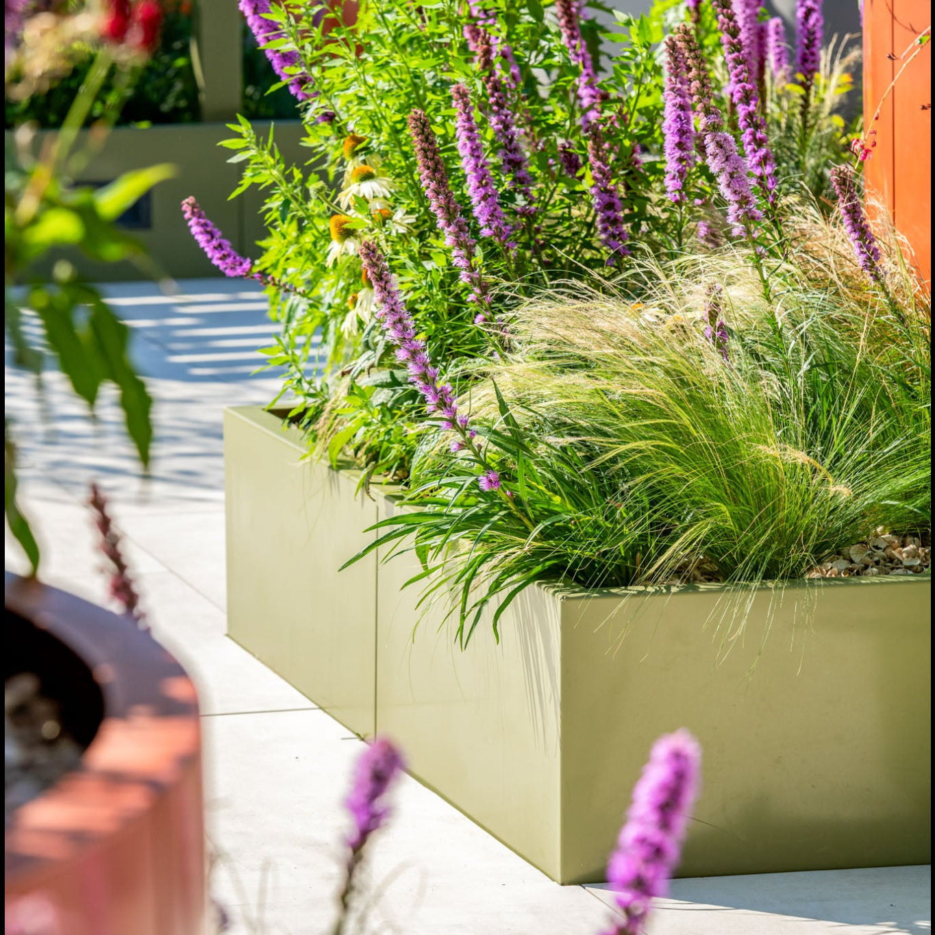 Contain-Garden-Planters Logic Living
